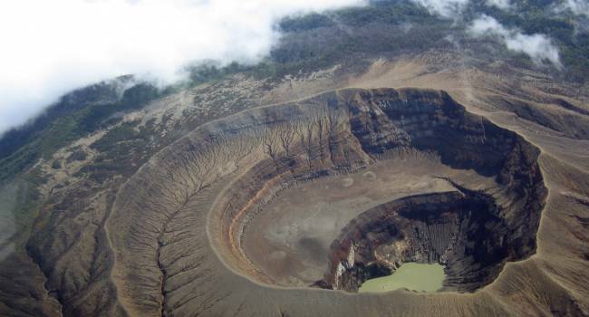 «Он был огромных размеров»: ученые обнаружили гигантский кратер в Лаосе