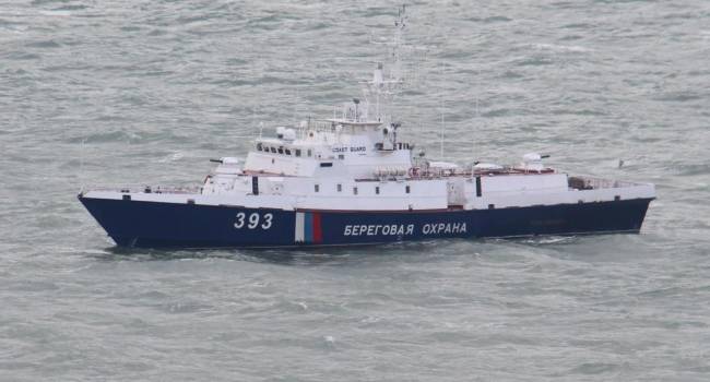«Проводил разведку»: Морская авиация Украины отогнала от Мариуполя корабль РФ