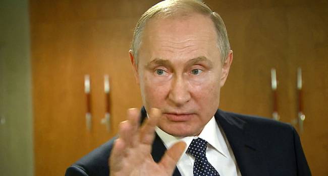 Муждабаев: в эти дни Путин закрепляет установленный им в 18-19 годы «новый миропорядок» 