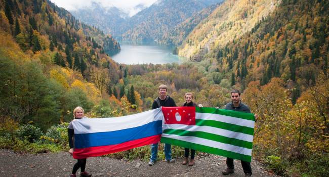 Россиян призвали отказаться от поездок в Абхазию