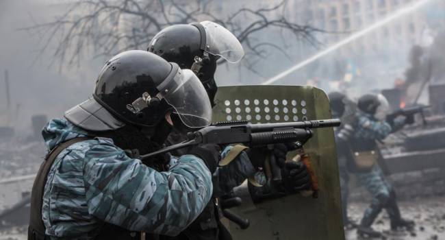 Официально расформированный в Украине «Беркут» на самом деле живее всех живых, и готовится к реваншу, набираясь сил - мнение