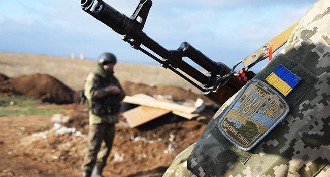Бойцы ВСУ отразили мощное наступление гибридной армии РФ на Донбассе