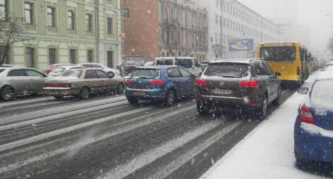 «Пересаживайтесь в общественный транспорт»: у Кличко посоветовал киевлянам снизить уровень загрязнения воздуха