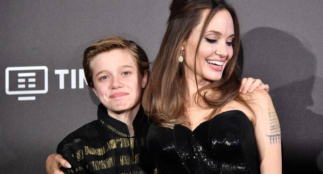 Гормональные препараты сделали свое дело: СМИ сообщили о резких изменениях во внешности дочери Питта и Джоли