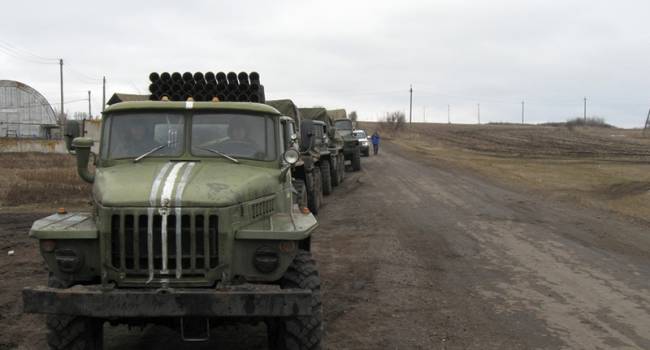 Россия втихаря «пичкает» Донбасс снарядами для РСЗО и «пушечным мясом» РФ - ГУР