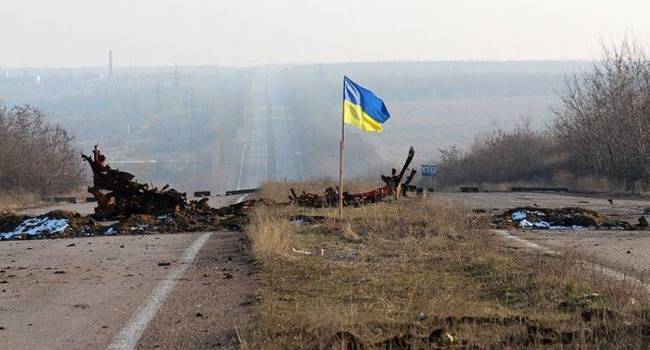 «Слава Україні!»: Гіркін заявиви, що ЗСУ підняли прапор України під Донецьком в 300 метрах від позицій ворога