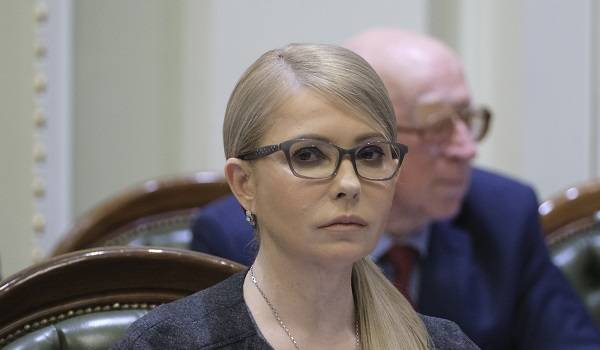 Партія Тимошенко зареєструвала закон про обмеження зарплати чиновників