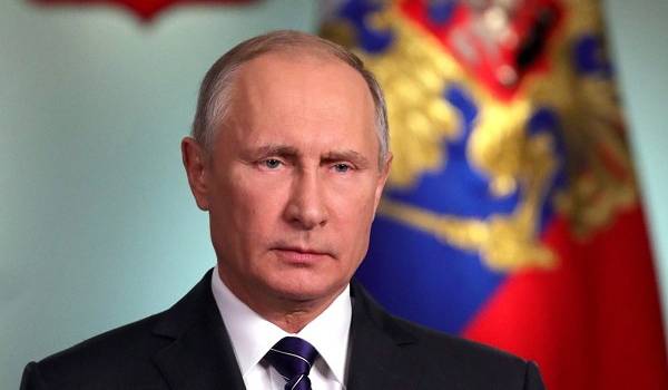 Песков рассказал об отношении Путина к должности «верховного правителя» Песков рассказал об отношении Путина к должности «верховного правителя»