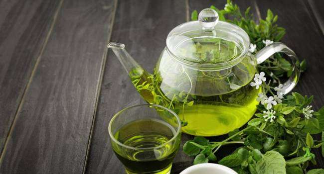 Вызывает зависимость и расстройство кишечника: В чем опасность зеленого чая