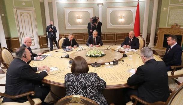 Новый удар для Путина: США готовы обеспечить Беларусь нефтью Новый удар для Путина: США готовы обеспечить Беларусь нефтью