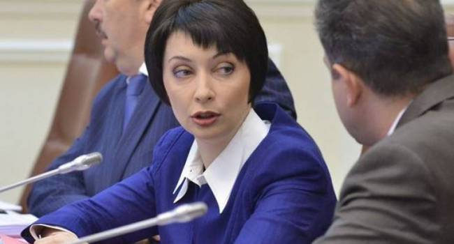 «Не хочу рассуждать, лечится ли это»: Лукаш отреагировала на предложение депутата продать собаку, чтобы заплатить за газ «Не хочу рассуждать, лечится ли это»: Лукаш отреагировала на предложение депутата продать собаку, чтобы заплатить за газ