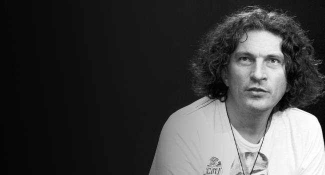 Мать Кузьмы Скрябина рассказала, как появилась легендарная песня «Мам» Мать Кузьмы Скрябина рассказала, как появилась легендарная песня «Мам»