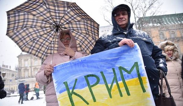«Это ничего не даст»: во Франции выступили со скандальным заявлением по Крыму «Это ничего не даст»: во Франции выступили со скандальным заявлением по Крыму