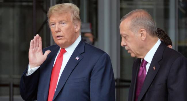 «Они воткнули Путину еще по ножичку пониже спины»: Гиркин раскритиковал Трампа и Эрдогана, предавших, по его мнению, президента РФ «Они воткнули Путину еще по ножичку пониже спины»: Гиркин раскритиковал Трампа и Эрдогана, предавших, по его мнению, президента РФ