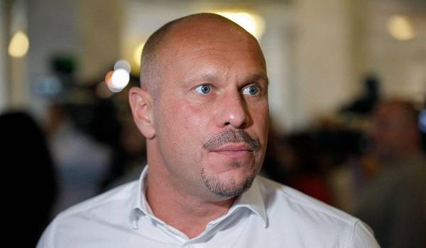 Скандальный нардеп Кива намерен судиться с Рябошапкой в связи с побоищем в ресторане Скандальный нардеп Кива намерен судиться с Рябошапкой в связи с побоищем в ресторане