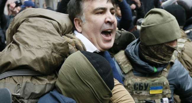 У Зеленского настолько панический страх перед Порошенко, что в ДБР уже шьют дело по экстрадиции Саакашвили У Зеленского настолько панический страх перед Порошенко, что в ДБР уже шьют дело по экстрадиции Саакашвили