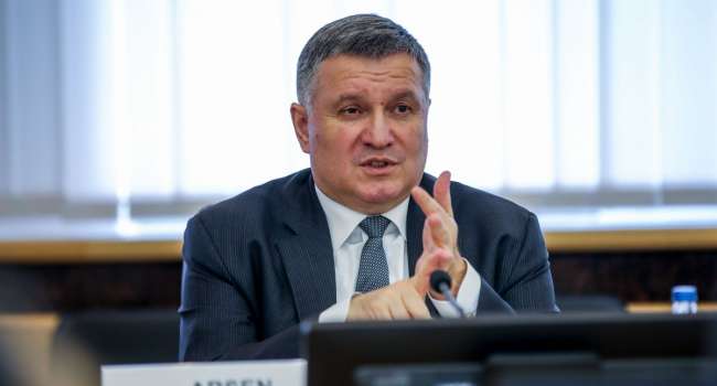 «Аваков вмешался»: Из-за стрельбы в Мукачево глава МВД отдал важный приказ «Аваков вмешался»: Из-за стрельбы в Мукачево глава МВД отдал важный приказ