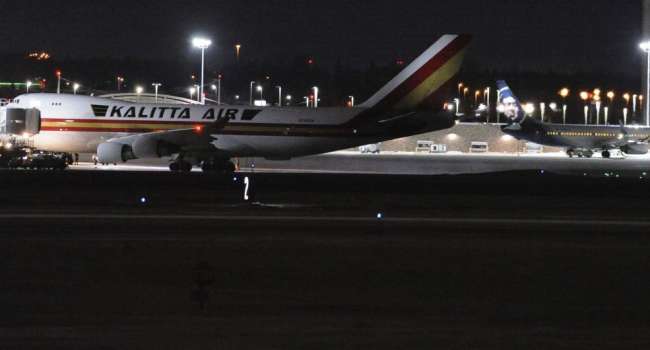 Смертельный коронавирус: Вашингтон забрал из Китая более 800 американцев 