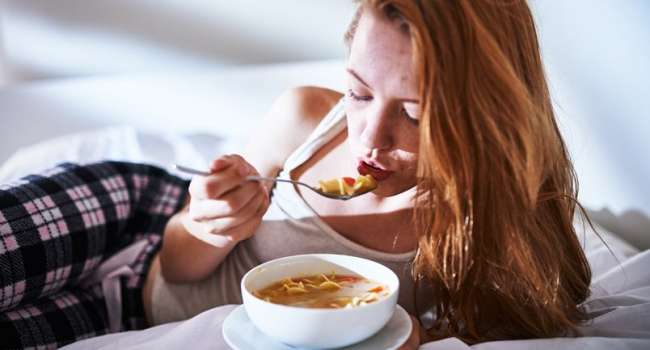Правила питания при простуде. Советы врача-диетолога