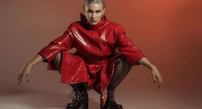 «Когда впервые меня увидел, подумал, что я пр****тутка»: Марув рассказала, как познакомилась с мужем 