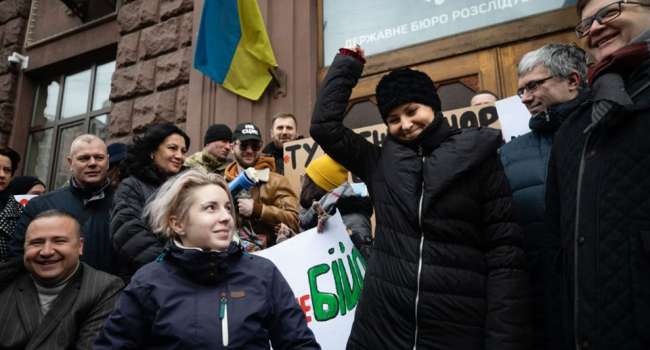 София Федина пообещала научить Зеленского не робеть перед украинскими бедовыми девушками