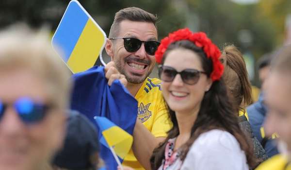 Социологи выяснили, сколько украинцев все еще считают россиян «братским народом» 