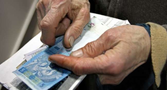 Этим украинцам пока повезет: в ПФ сообщили, сколько лет трудового стажа нужно для выхода на пенсию в этом году