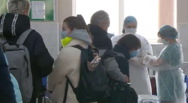 «Операция эвакуация»: Из Уханя вылетел самолет с украинцами