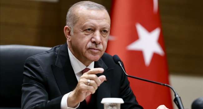 «Есть раненные и погибшие турки»: Эрдоган прокомментировал авианалет на позиции Турции в Сирии 
