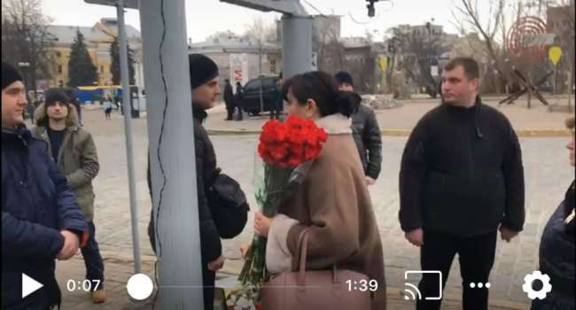 Политолог: металлоискатели и рамки во время «возложения» цветов Зеленским – все, что нужно знать о 6-й годовщине Майдана 