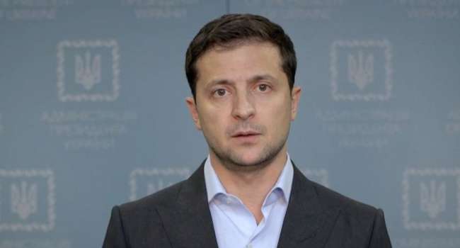 Политолог: Зеленскому понадобилось всего 7 недель, чтобы резко поменять свое мнение об украинцах