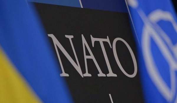 Курс Украины на членство в НАТО задокументируют в новой военной стратегии 