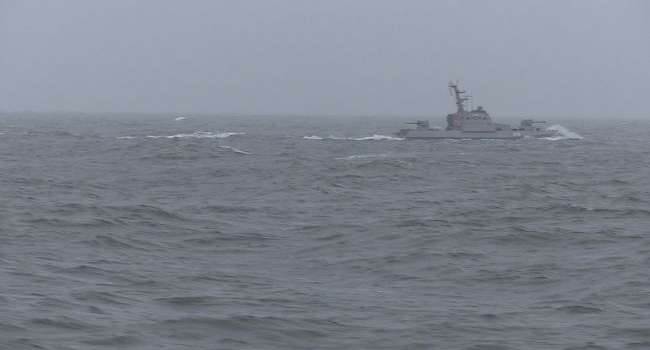 «Артиллерийская стрельба в Азовском море»: Корабли РФ побоялись приблизиться к ВМС ВСУ 