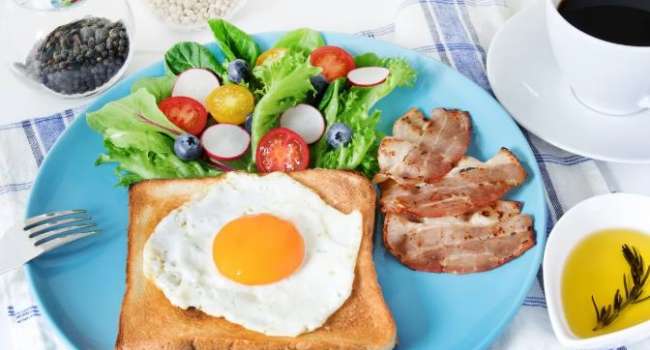 Секрет долголетия: диетолог рассказала о правилах завтрака