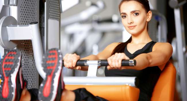 Зачем девушкам заниматься фитнесом и ходить в тренажёрный зал?