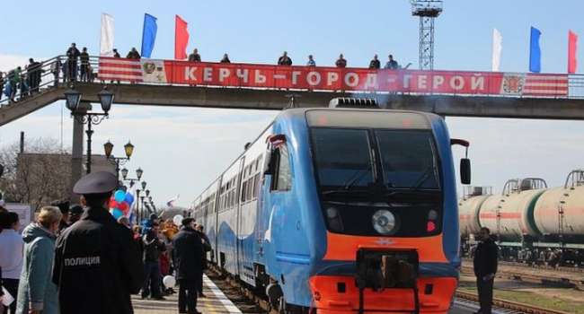 «Жизнь на полуострове полностью изменится»: в Крыму прокомментировали запуск электричек между Анапой и Керчью