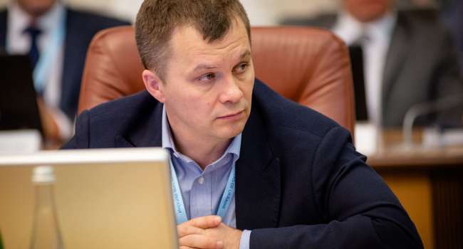«Это нужно было сделать 2 месяца назад»: Милованов утверждает, что разделение министерств остановит земельную реформу
