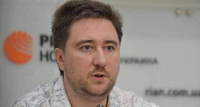 Экономист: Как только вы видите трансляцию паники со стороны правительства, знайте - с вирусом все в порядке, и с вами, скорее всего, тоже. Просто вас где-то хотят нажухать