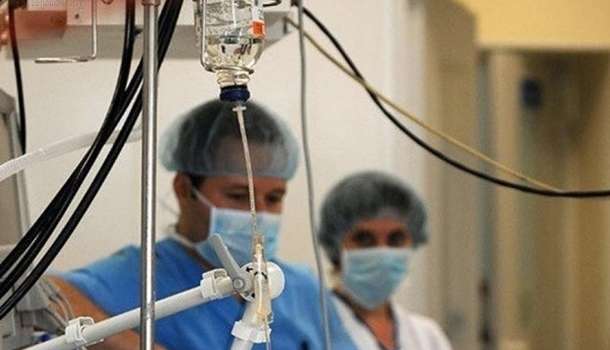 Врачи сообщили о тяжелом состоянии больной на коронавирус в Радомышле