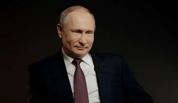 Вечное правление в действии: Путин подписал закон о поправках в российскую конституцию
