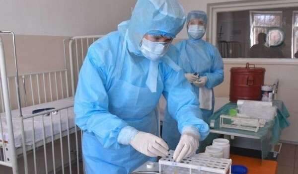 СМИ: число зараженных коронавирусом в Украине может исчисляться сотнями