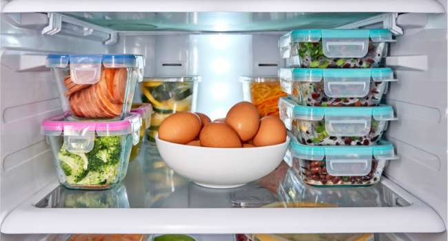 Врачи рассказали, сколько времени можно хранить продукты в холодильнике