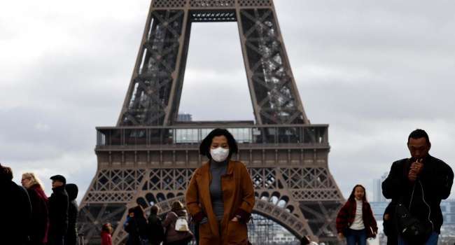 «Увидеть Париж... и заразиться коронавирусом»: Стало известно о состоянии жителей Днепропетровщины, заразившихся коронавирусом