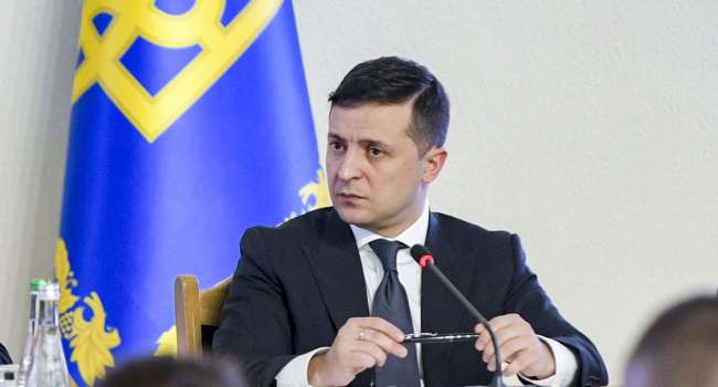 Уже завтра на заседание СНБО будет вынесен вопрос введения чрезвычайного положения по всей Украине