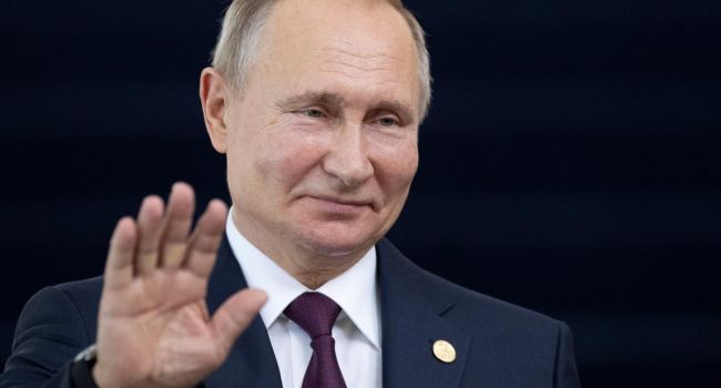 Яковина: Пока Путин прячется от коронавируса, не появляясь на людях уже дней 5, Россия идет вразнос