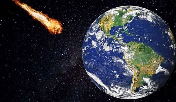 На видео сняли процесс приближения к Земле опасного астероида