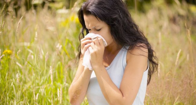 Вниманию аллергиков: медики назвали самые опасные растения 