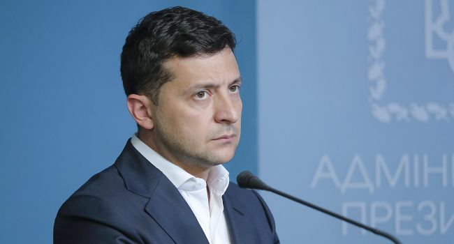 Плахонин: Зеленский никогда не сделает две вещи - не уволит Авакова, и не посадит Коломойского Плахонин: Зеленский никогда не сделает две вещи - не уволит Авакова, и не посадит Коломойского