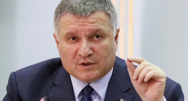 «В Украине свободная пресса, и такое скрыть невозможно»: Аваков заявил, что если бы власть врала населению, то больницы были бы завалены телами умерших от коронавируса «В Украине свободная пресса, и такое скрыть невозможно»: Аваков заявил, что если бы власть врала населению, то больницы были бы завалены телами умерших от коронавируса