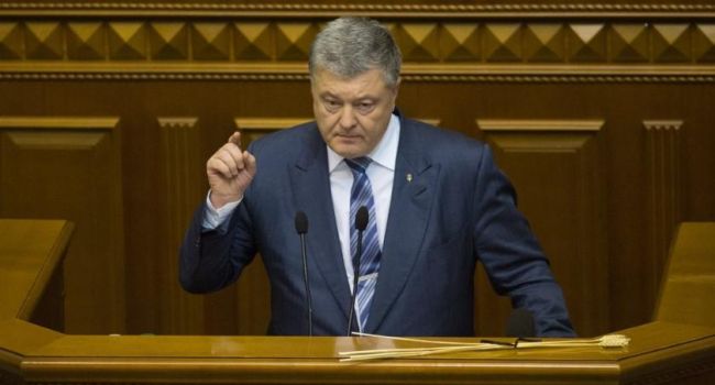Аналитик: Порошенко пришлось действовать оперативно – только за сутки у 56 медиков выявлен COVID-19